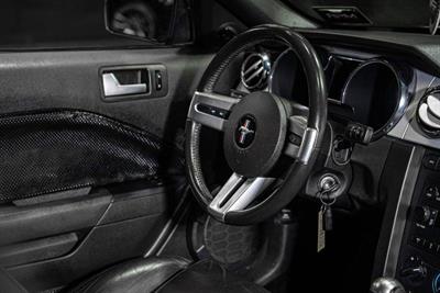 2005 Ford Mustang - Thumbnail