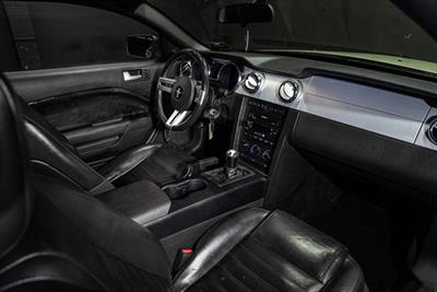 2005 Ford Mustang - Thumbnail