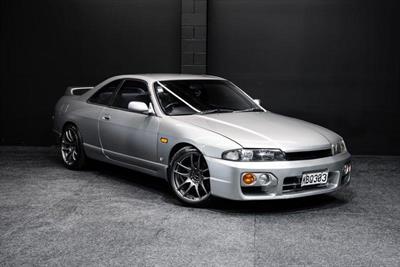 1997 Nissan Skyline - Thumbnail