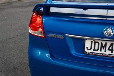 2012 Holden Commodore - Thumbnail