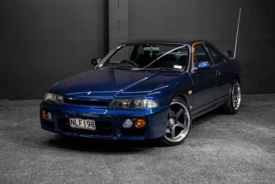 1998 Nissan Skyline - Thumbnail