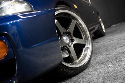 1998 Nissan Skyline - Thumbnail