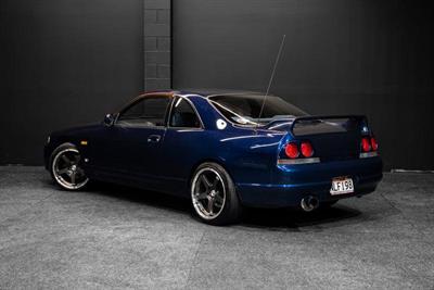 1998 Nissan Skyline - Thumbnail