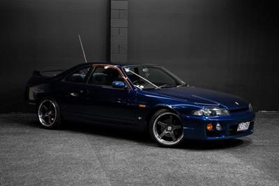 1998 Nissan Skyline - Thumbnail