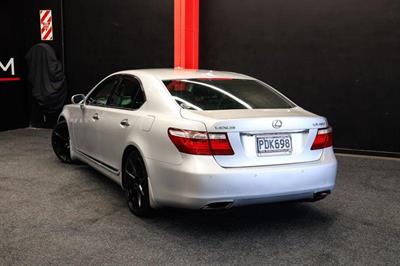 2006 Lexus LS 460 - Thumbnail