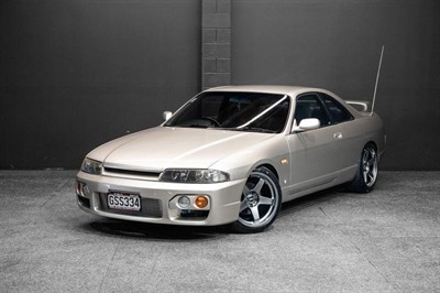 1996 Nissan Skyline