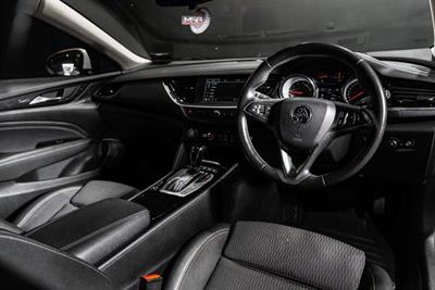 2018 Holden Commodore - Thumbnail