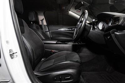 2018 Holden Commodore - Thumbnail