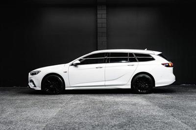 2018 Holden Commodore - Thumbnail