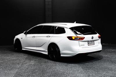 2018 Holden Commodore - Thumbnail