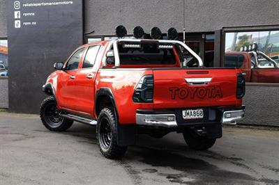 2015 Toyota Hilux - Thumbnail