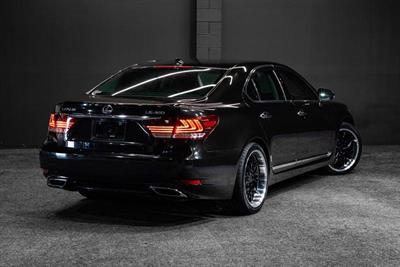 2014 Lexus LS 460 - Thumbnail
