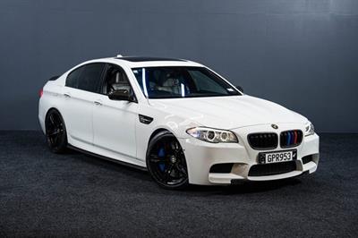 2012 BMW M5 - Thumbnail