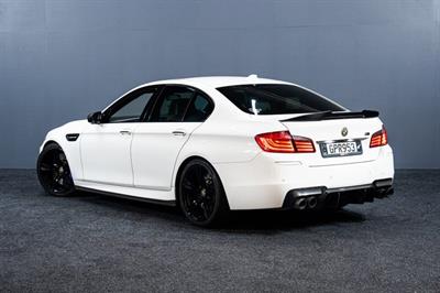 2012 BMW M5 - Thumbnail