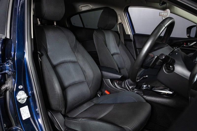 2015 Mazda Axela