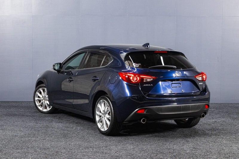 2015 Mazda Axela