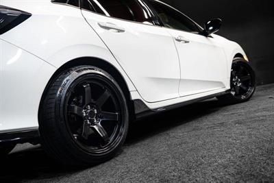 2017 Honda Civic - Thumbnail