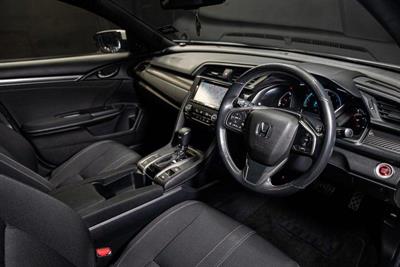 2017 Honda Civic - Thumbnail