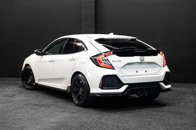 2017 Honda Civic - Thumbnail
