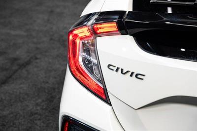 2017 Honda Civic - Thumbnail