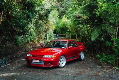1992 Nissan Skyline - Thumbnail