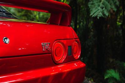 1992 Nissan Skyline - Thumbnail