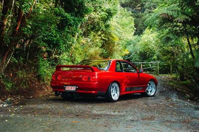 1992 Nissan Skyline - Thumbnail