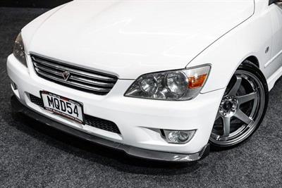 1999 Toyota Altezza - Thumbnail