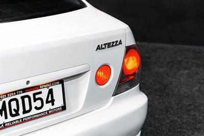 1999 Toyota Altezza - Thumbnail