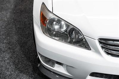 1999 Toyota Altezza - Thumbnail