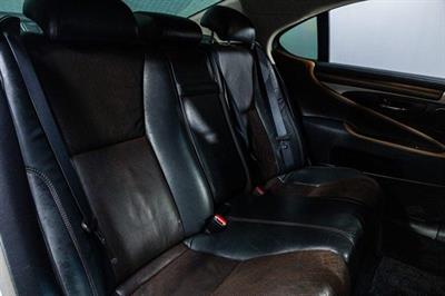 2015 Lexus LS 460 - Thumbnail