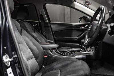 2013 Mazda Axela - Thumbnail