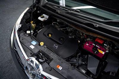 2010 Mazda BIANTE - Thumbnail