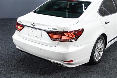 2015 Lexus LS 460 - Thumbnail