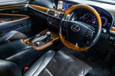 2015 Lexus LS 460 - Thumbnail