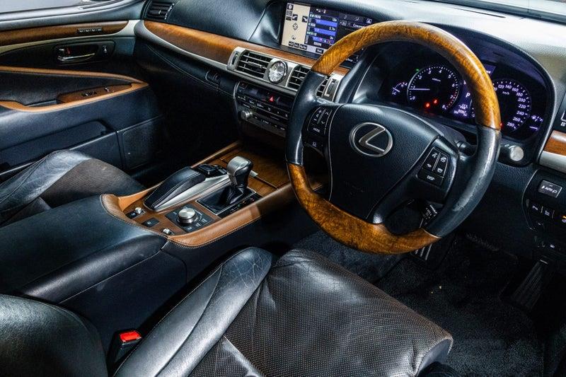 2015 Lexus LS 460