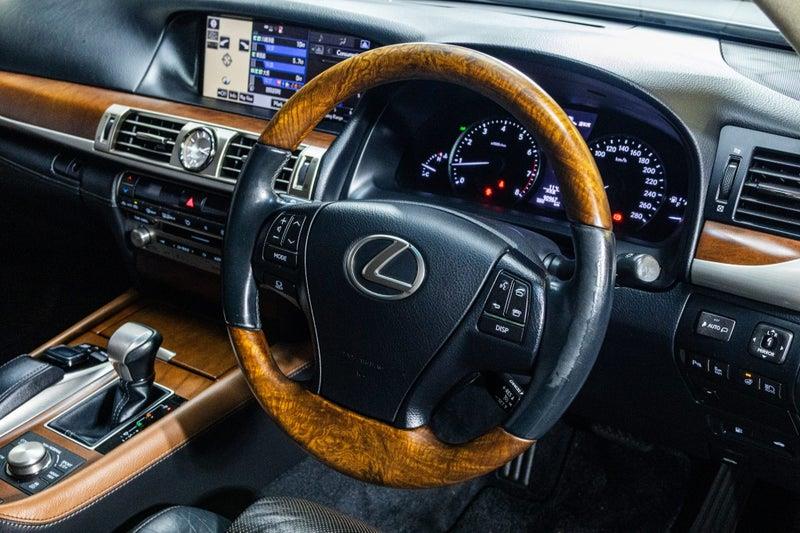 2015 Lexus LS 460