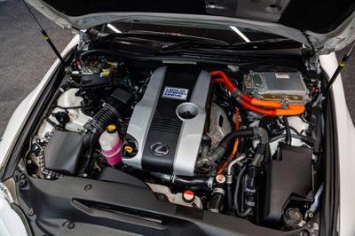 2014 Lexus IS 300h - Thumbnail