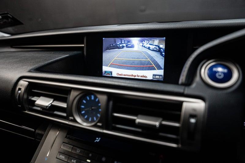 2014 Lexus IS 300h