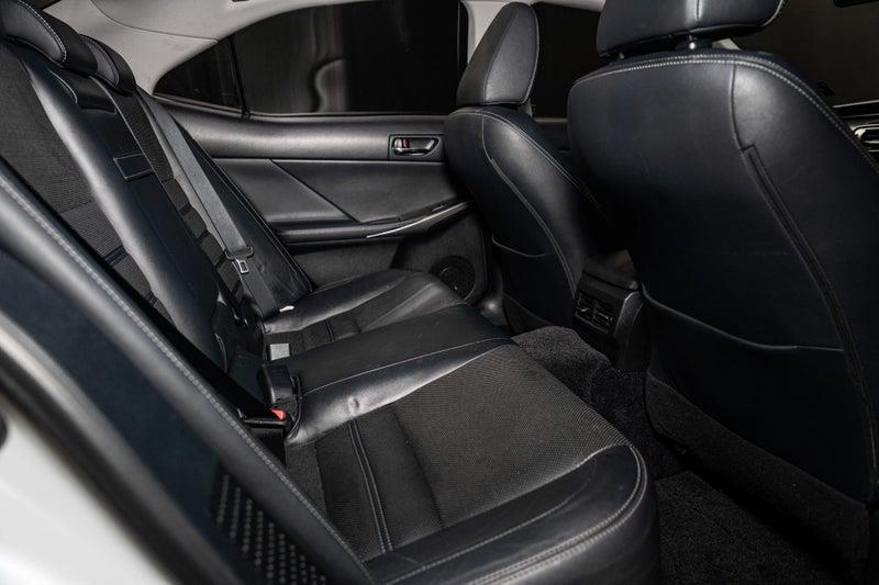 2014 Lexus IS 300h