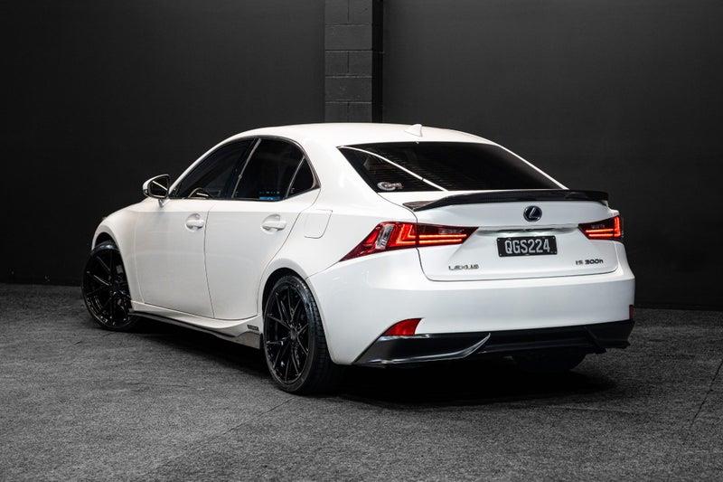 2014 Lexus IS 300h