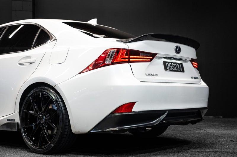 2014 Lexus IS 300h