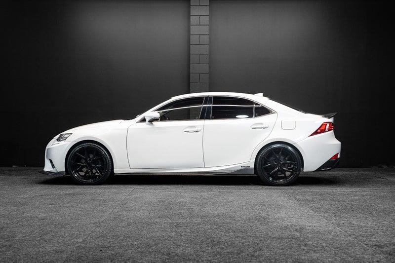 2014 Lexus IS 300h