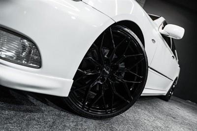 2004 Toyota Crown - Thumbnail