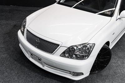 2004 Toyota Crown - Thumbnail