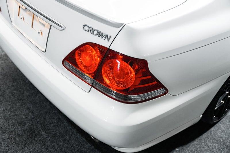 2004 Toyota Crown