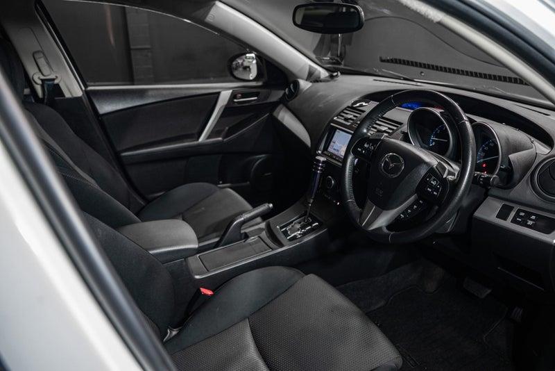 2012 Mazda Axela