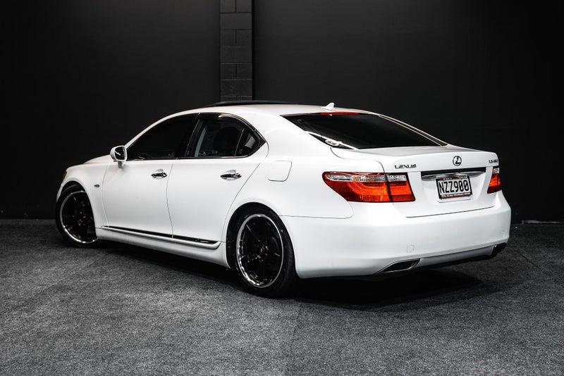 2007 Lexus LS 460