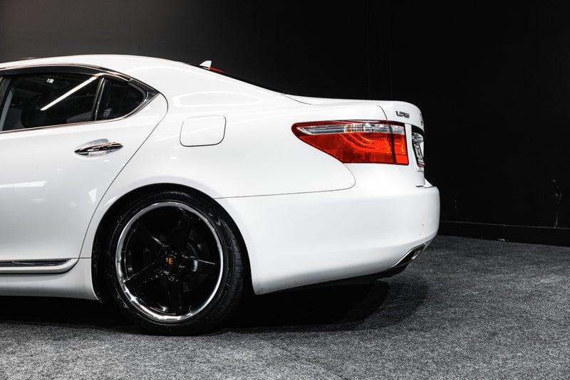 2007 Lexus LS 460