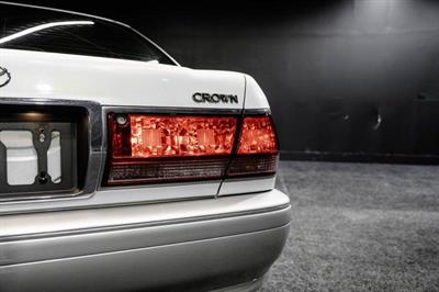 2002 Toyota Crown - Thumbnail